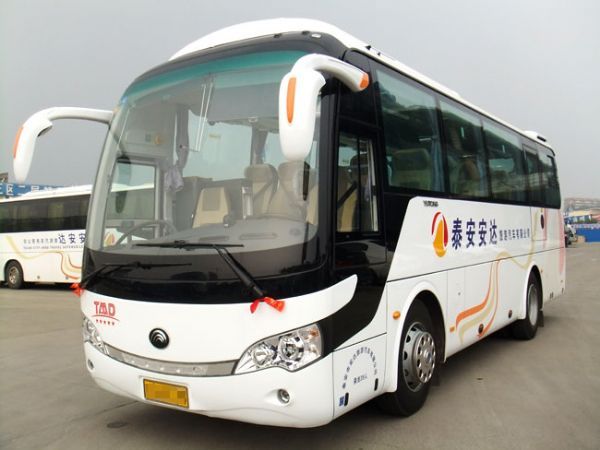 泰安市安達旅游汽車(chē)提醒您行車(chē)中的注意事項